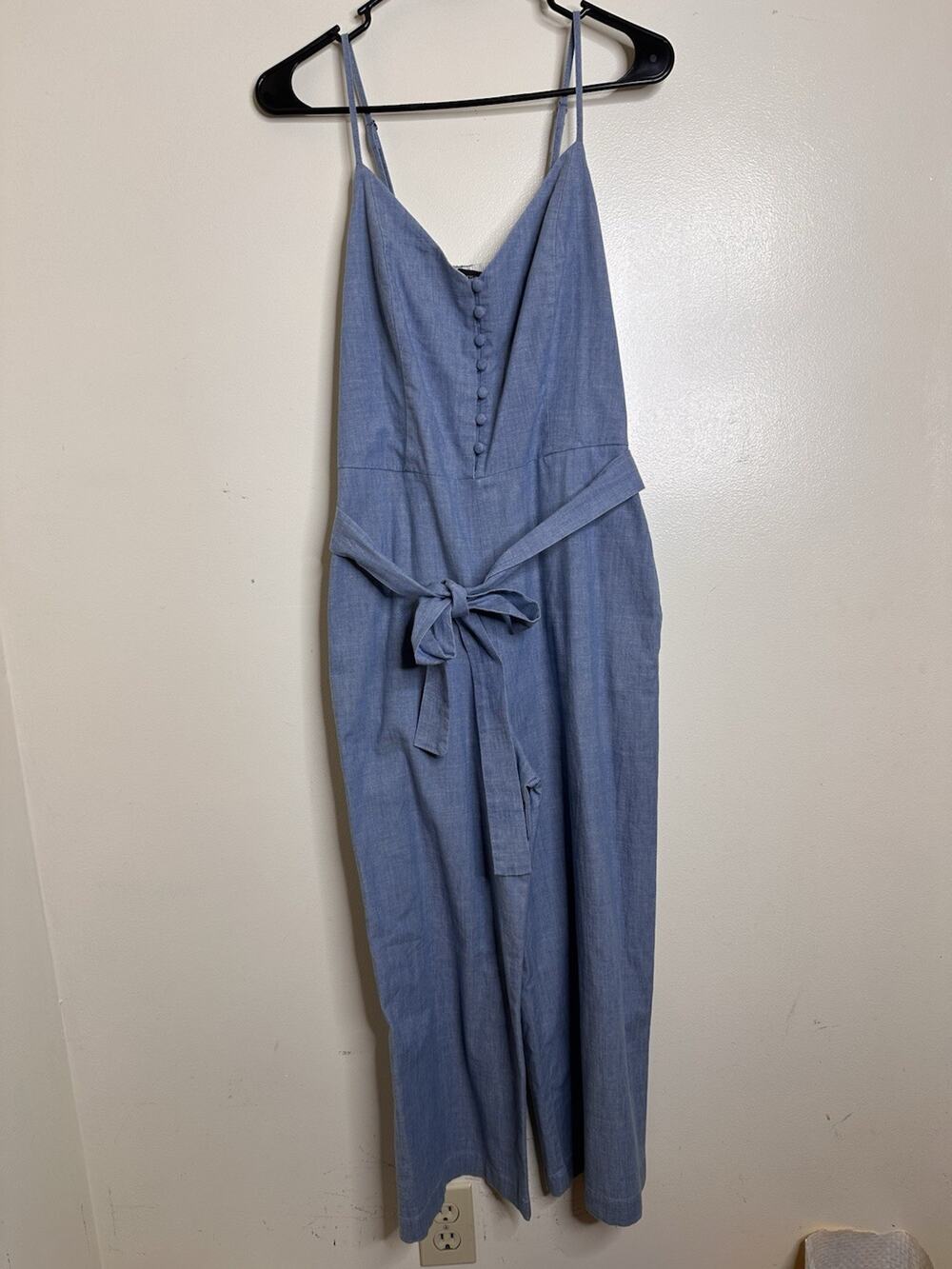 Banana Republic Size 6 Blue Cotton Chambray Wide Leg Jumpsuit Tie Waist Pockets